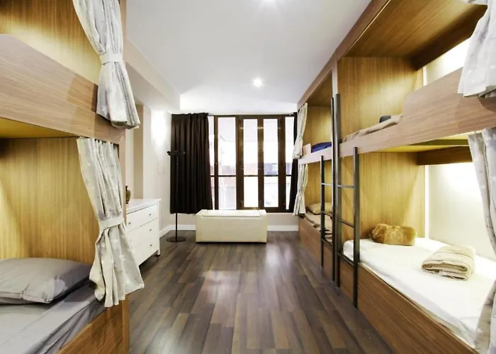 Barcelona & You Hostel Sagrada Familia
